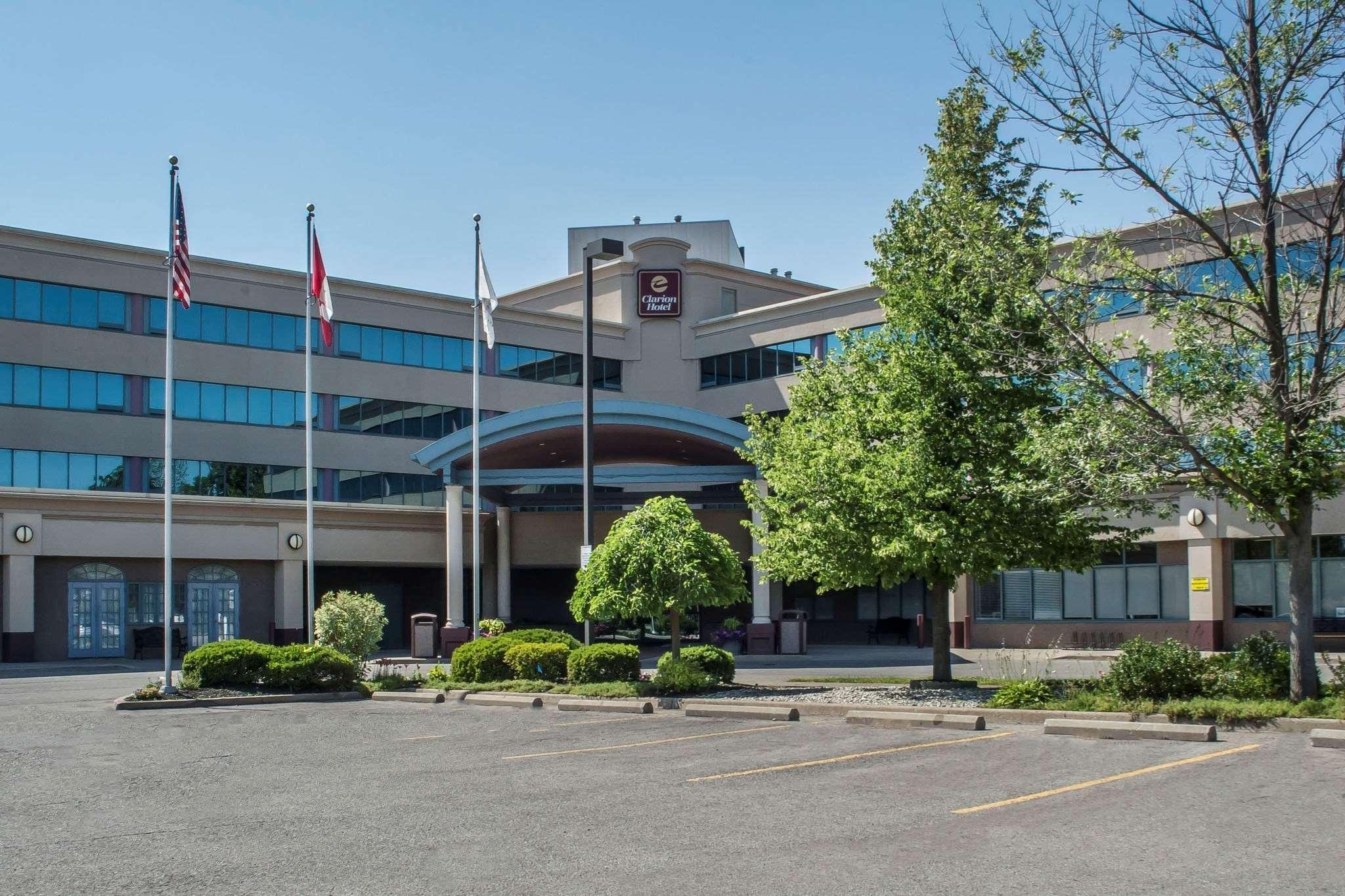 Clarion Hotel & Conference Centre Fort Erie Exterior photo